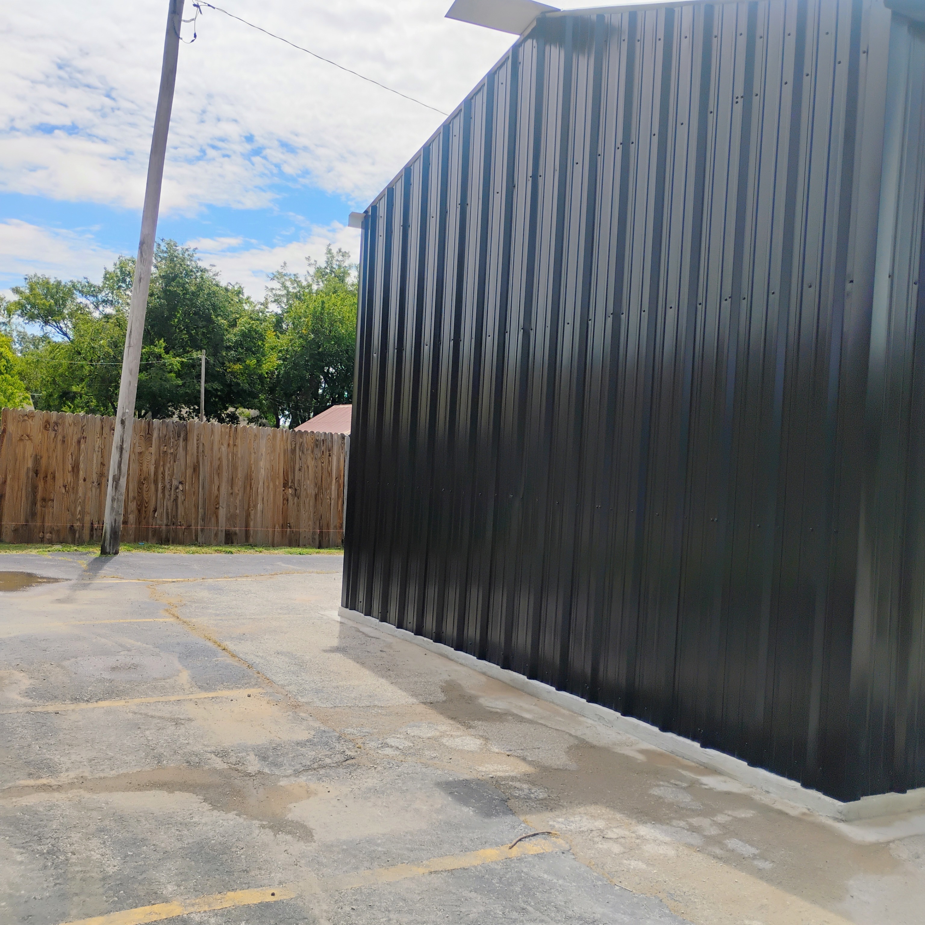 Metal building by Forever Carports